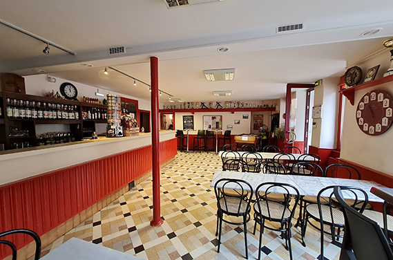 Bar Ourouer-les-Bourdelins, Bar Bourges, Bar Cher (18)